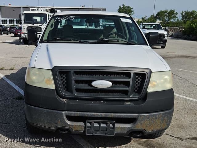 Image of Ford F-150 equipment image 1