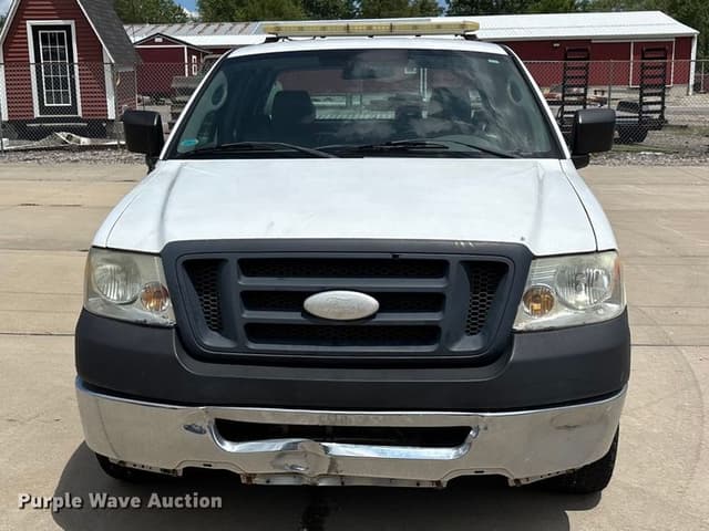 Image of Ford F-150 equipment image 1