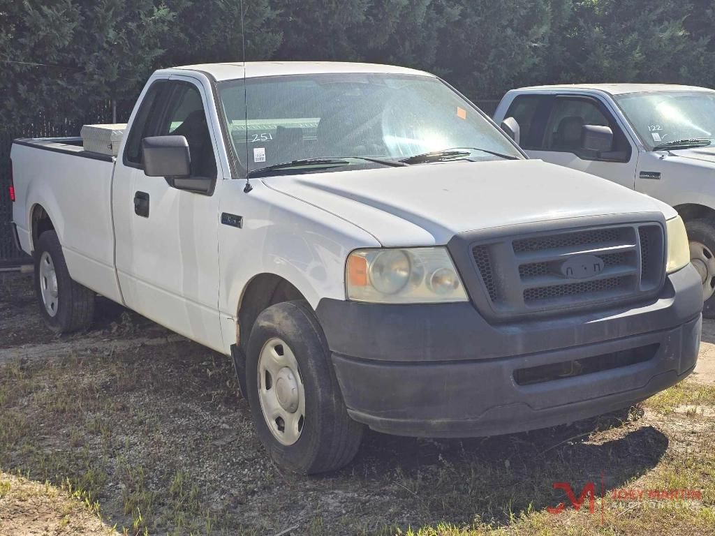 2006 Ford F-150 Equipment Image0