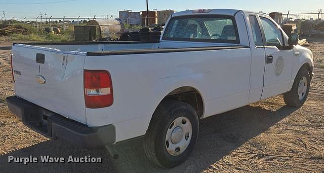 Image of Ford F-150 equipment image 4