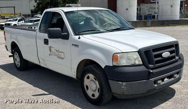 Image of Ford F-150 equipment image 2