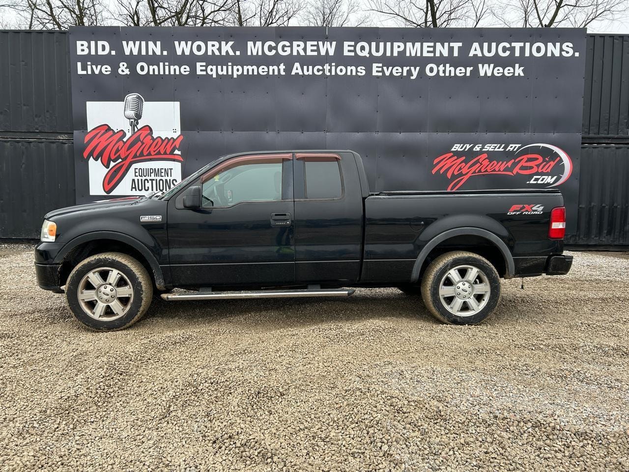 2006 Ford F-150 Equipment Image0