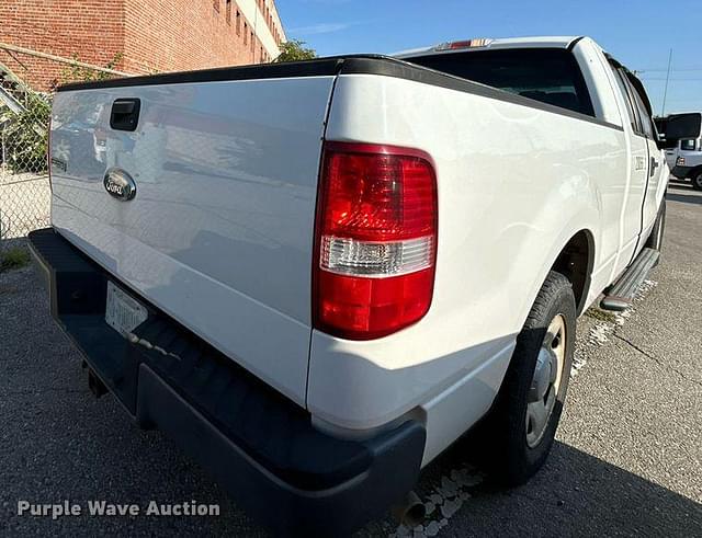 Image of Ford F-150 equipment image 4