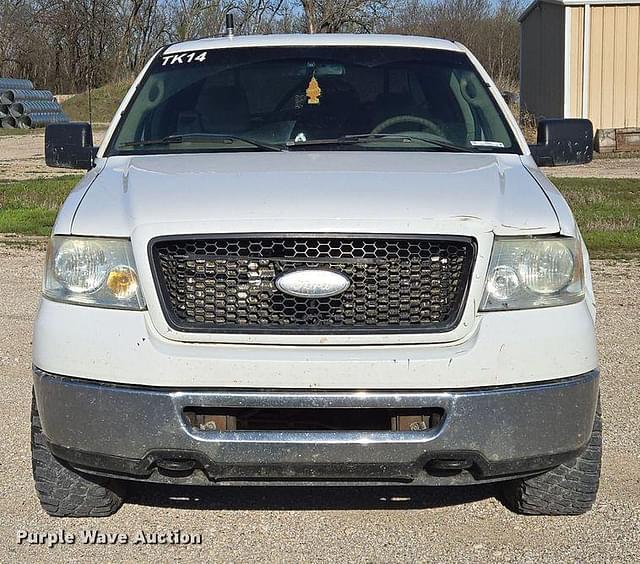 Image of Ford F-150 equipment image 1