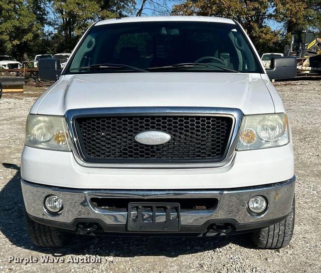 Image of Ford F-150 equipment image 1