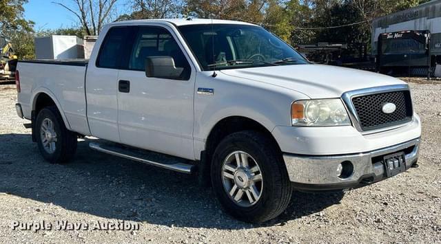 Image of Ford F-150 equipment image 2