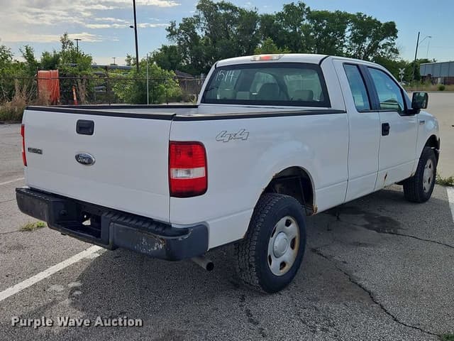 Image of Ford F-150 equipment image 4