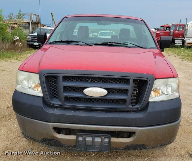 Image of Ford F-150 equipment image 1