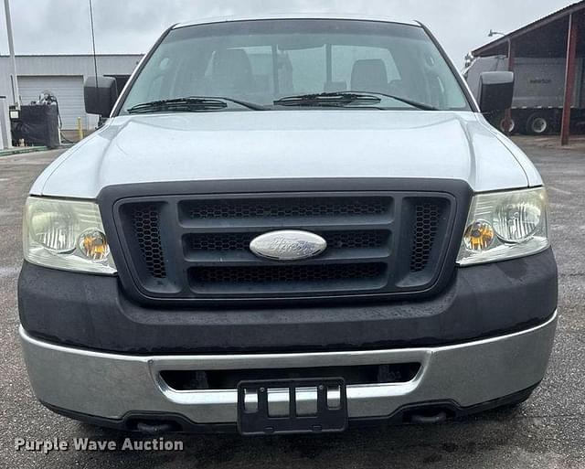 Image of Ford F-150 equipment image 1