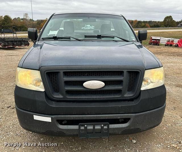 Image of Ford F-150 equipment image 1