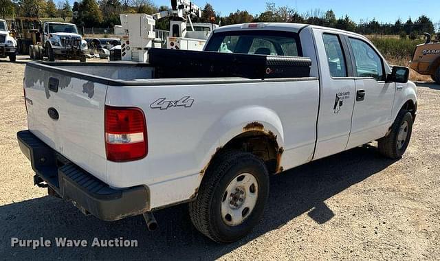 Image of Ford F-150 equipment image 4