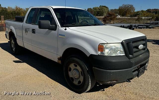 Image of Ford F-150 equipment image 2