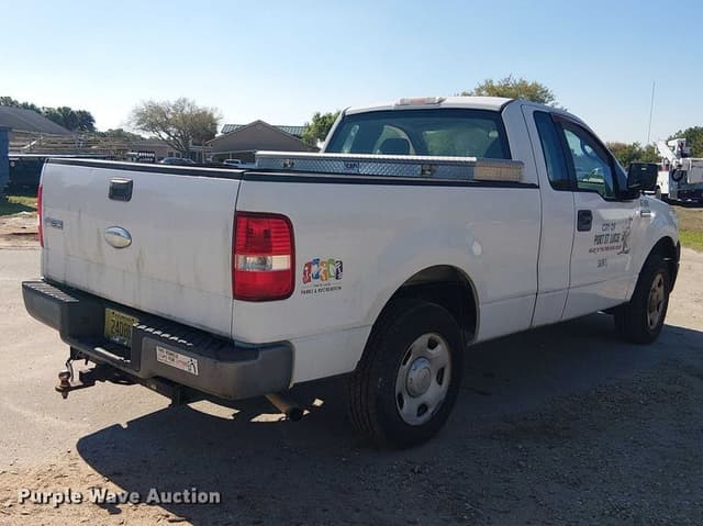 Image of Ford F-150 equipment image 4