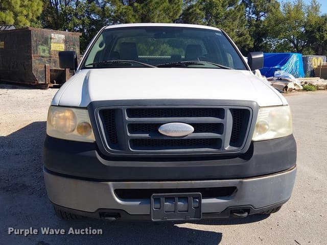 Image of Ford F-150 equipment image 1