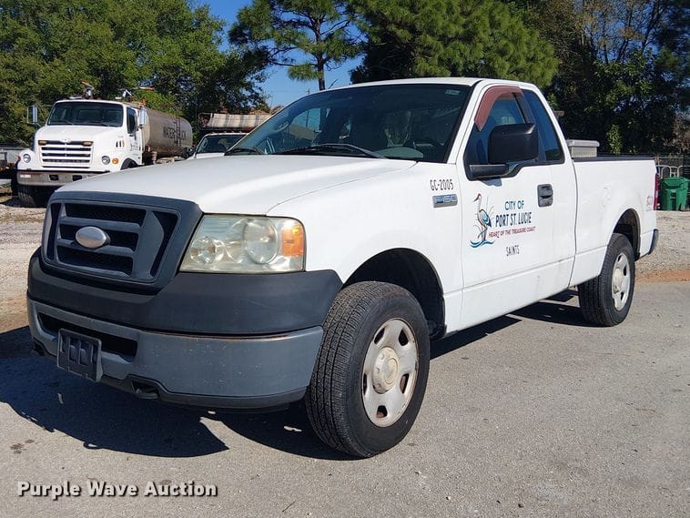 2006 Ford F-150 Equipment Image0