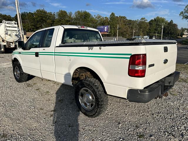 Image of Ford F-150 equipment image 4