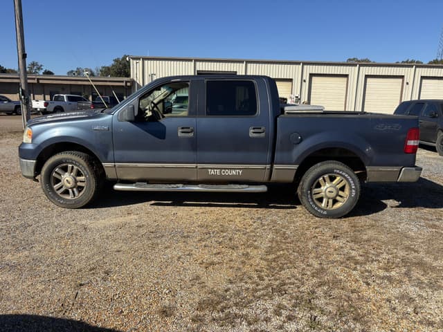 Image of Ford F-150 equipment image 1
