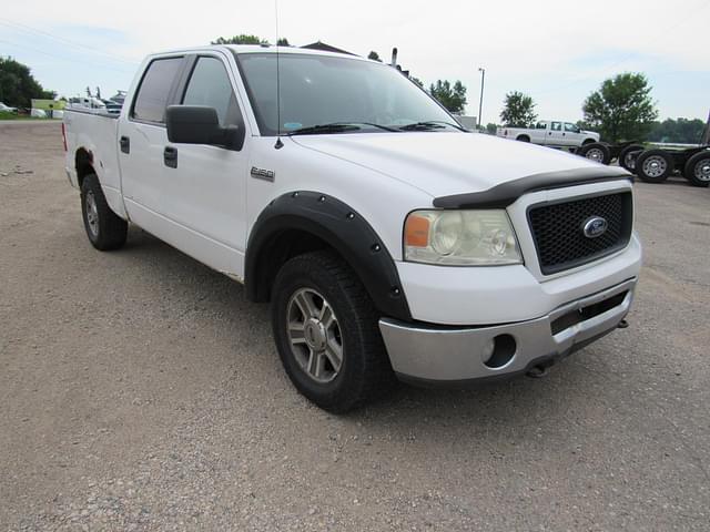 Image of Ford F-150 equipment image 1
