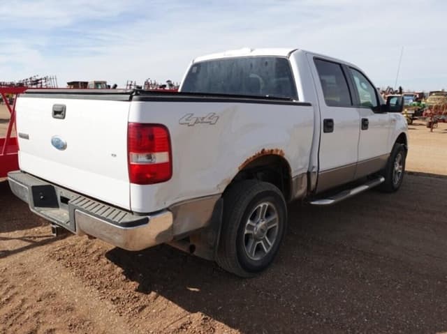 Image of Ford F-150 equipment image 2
