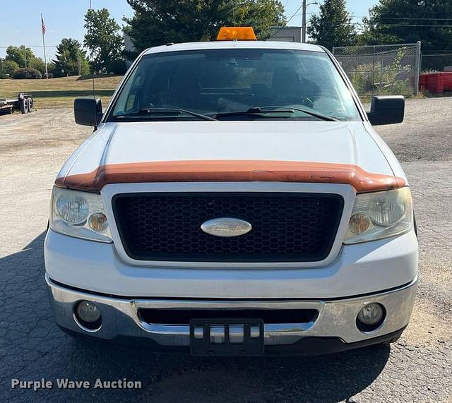 Image of Ford F-150 equipment image 1