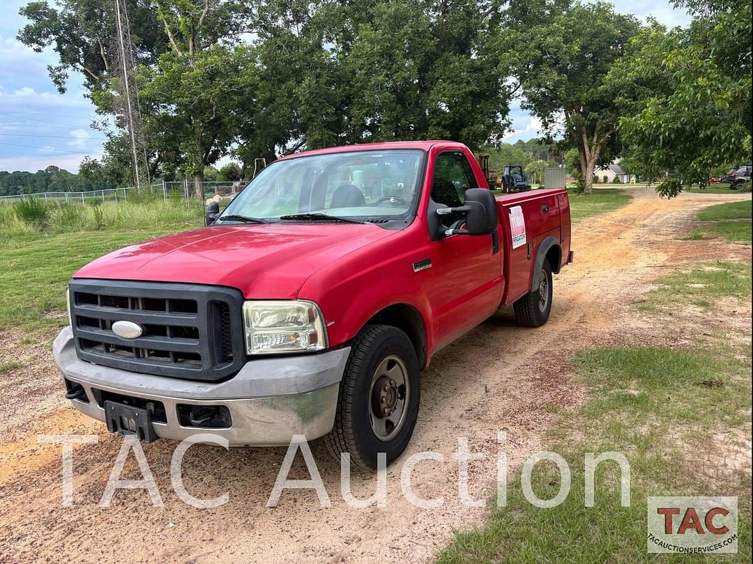 Image of Ford F-250 Primary image