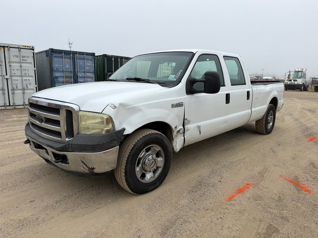 Image of Ford F-250 Primary image