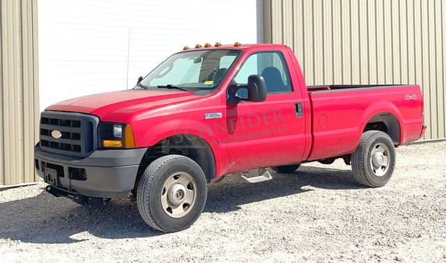 Image of Ford F-250 equipment image 1