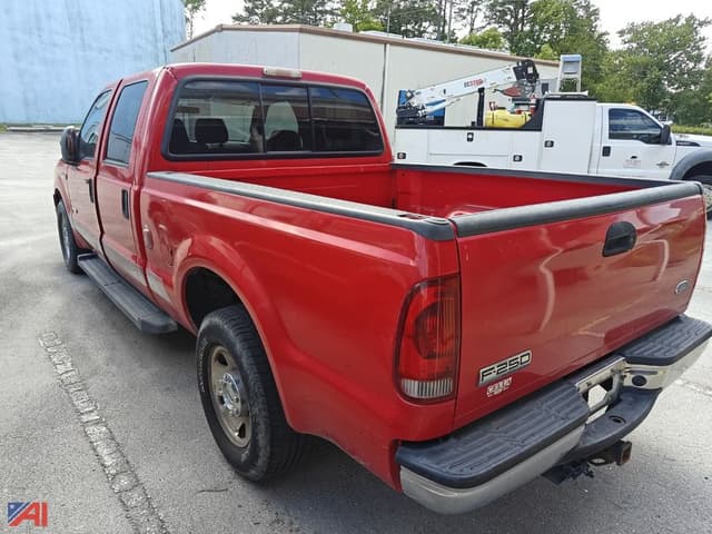 Image of Ford F-250 equipment image 2