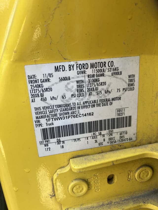 Image of Ford F-250 equipment image 2