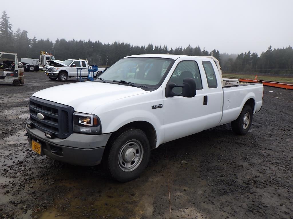 Image of Ford F-250 Primary image