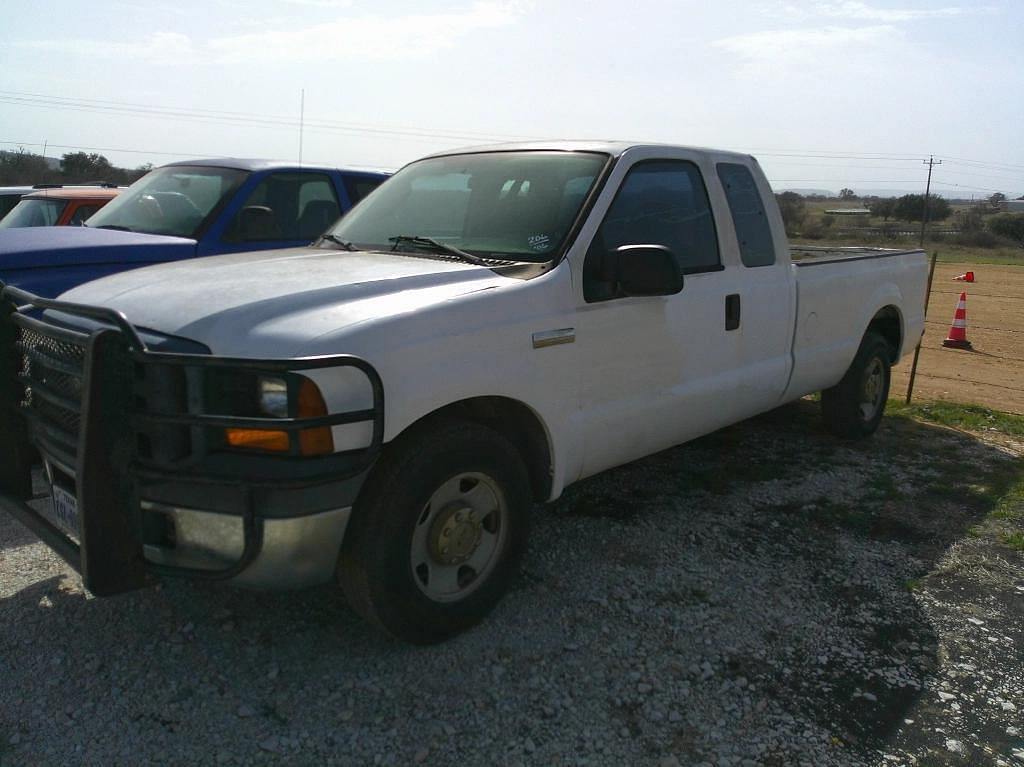 Image of Ford F-250 Image 0