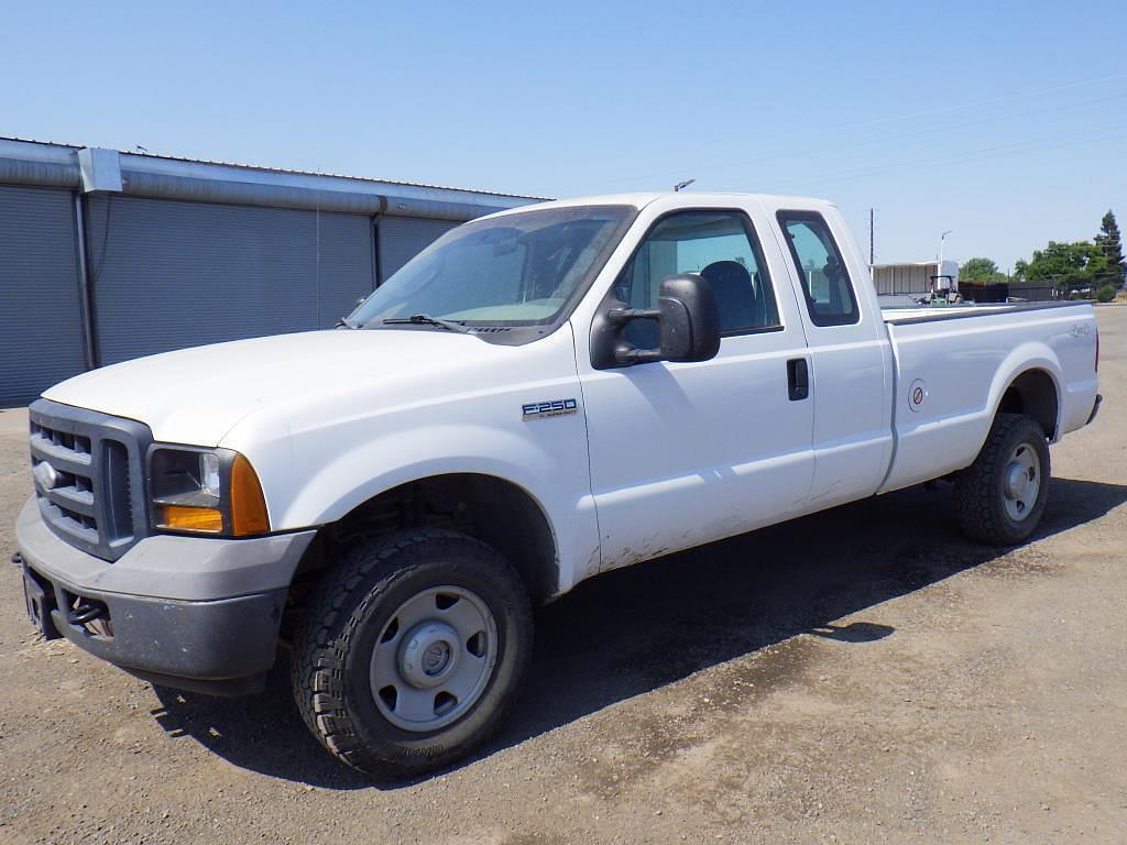 Image of Ford F-250 Primary image