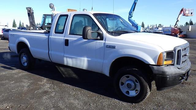 Image of Ford F-250 equipment image 1