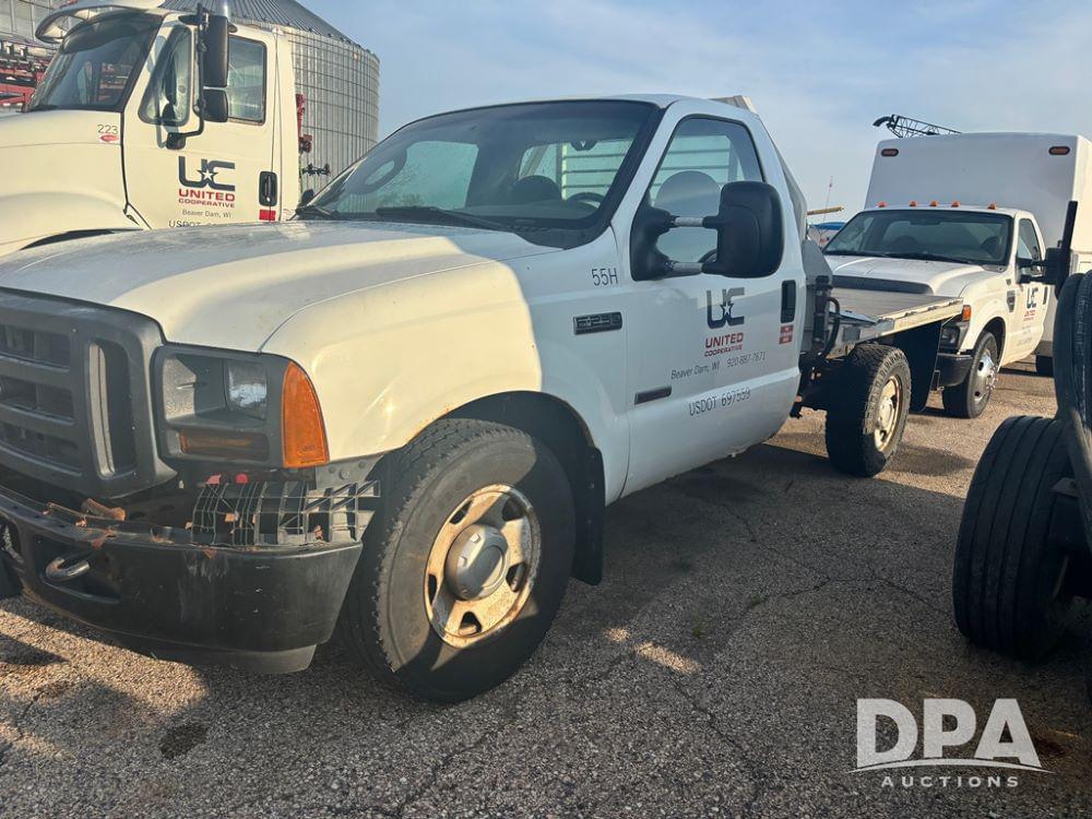 Image of Ford F-250 Primary image
