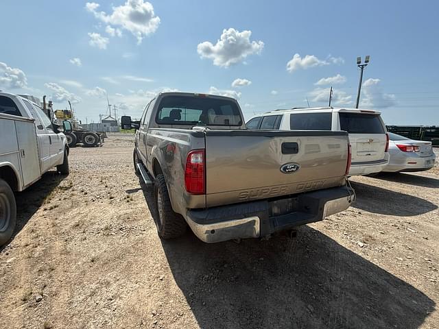 Image of Ford F-250 equipment image 4
