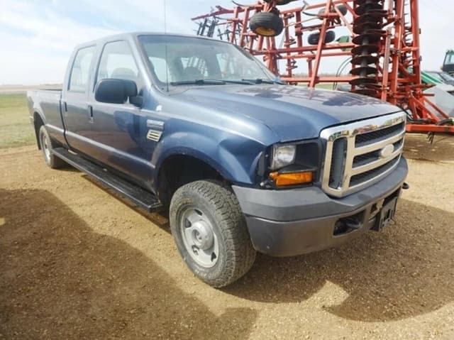 Image of Ford F-250 equipment image 1