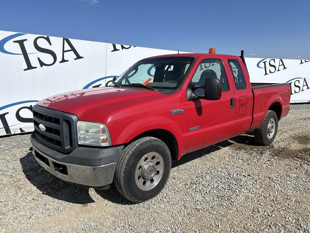 Image of Ford F-250 Primary image