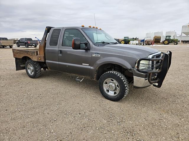 Image of Ford F-250 equipment image 1