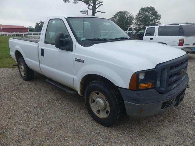 Image of Ford F-250 equipment image 1