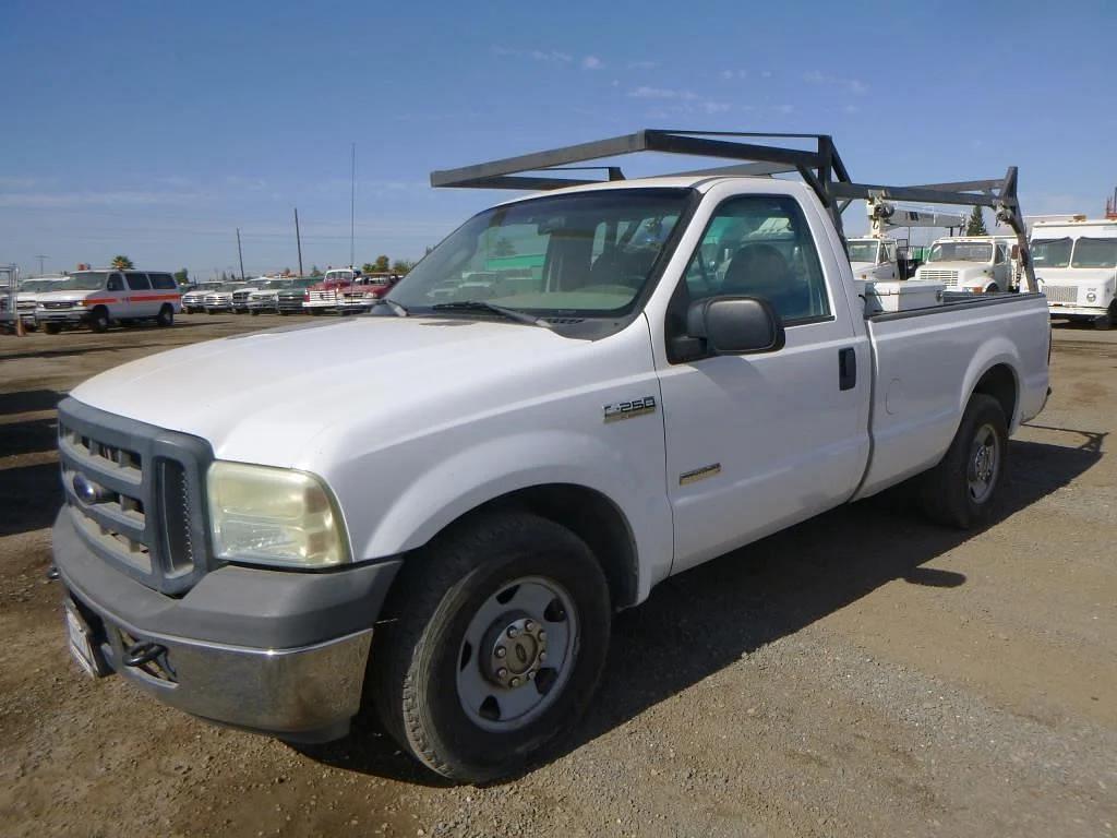 Image of Ford F-250 Primary image