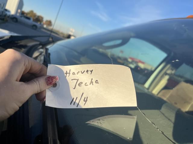 Image of Ford F-250 equipment image 3