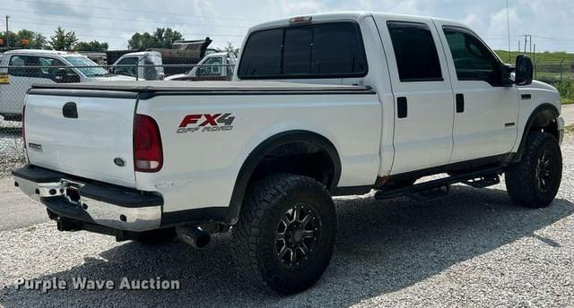 Image of Ford F-250 equipment image 4