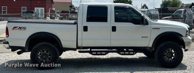 Image of Ford F-250 equipment image 3