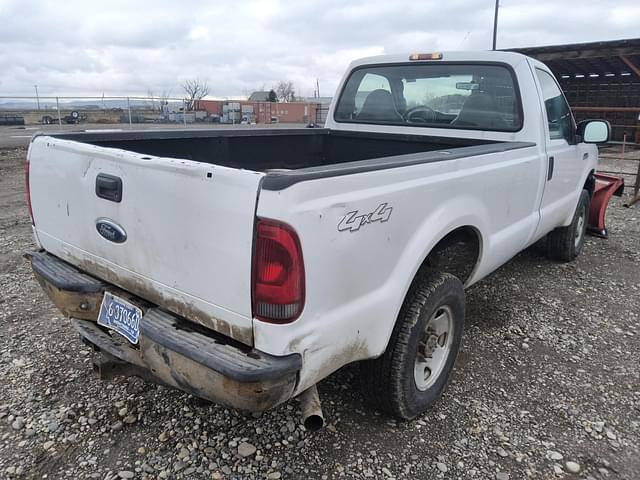 Image of Ford F-250 equipment image 4