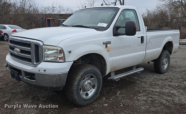 Image of Ford F-250 Primary image