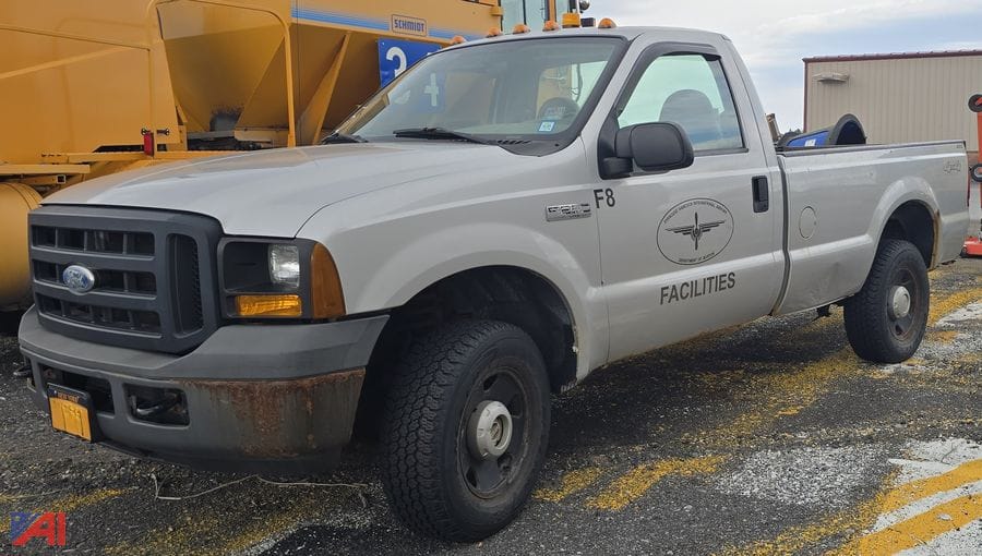 2006 Ford F-250 Equipment Image0