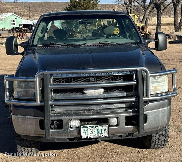 Image of Ford F-250 equipment image 1