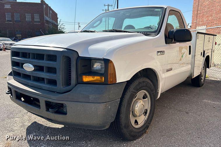 Image of Ford F-250 Primary image