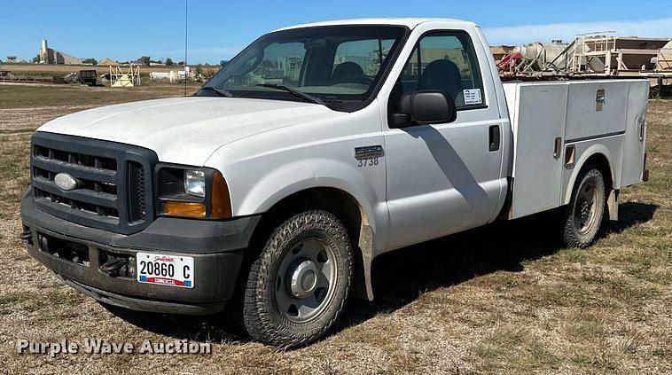 Image of Ford F-250 Primary image