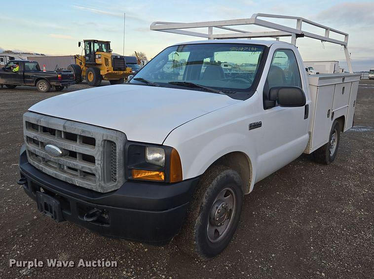 Image of Ford F-250 Primary image